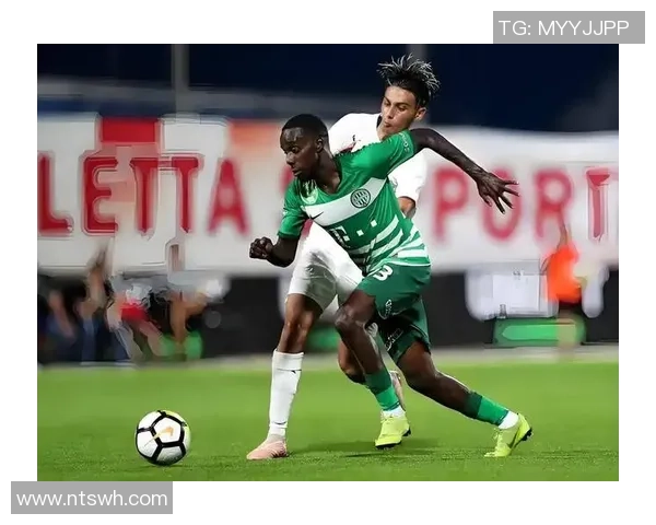 卢多戈雷茨与费伦茨瓦罗斯的激烈对决揭示足球魅力与战术智慧