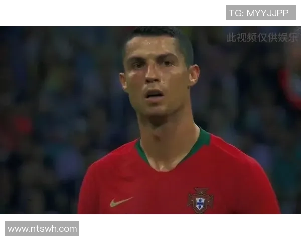 C罗世界赛初次染红，肘击、嘲讽裁判和球迷，禁赛改写世界杯格式